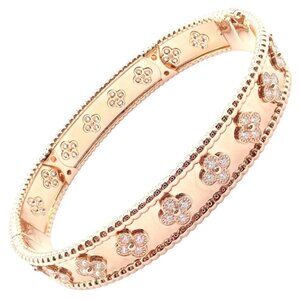 Authentic! Van Cleef & Arpels 18k Rose Gold Diamond Clovers Bangle Bracelet
